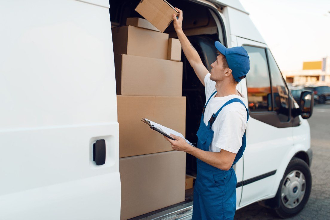 Deliveryman in uniform check boxes in the car, delivery service. Man standing at cardboard packages in vehicle, male deliver SSUCv3H4sIAAAAAAAACnxSwW7cIBC9R+o/WJxjyWZd2+QfKvWQW9XDALO7aFlYAU5VRfn3jo3ZUCnJCeYN8968YV6/PTQNkxCNYk/N6xpRbKxdYgqQjHcEd487HtBpDDWC2iQfDNgalJDU2cEVCXSLtSv8tiVZTJCWiHEV2yEFCU/EkcE7Re7oV46bktiSVEEp9hzAxZsPKff5WL2Ii8wvFnWJrCSy4CdsP9HfLH7E8sNEhdaCQ79UZPnyu5iGEzr1990CQTogXGMy2yDuTijxn0o/dnfSwkawpZF8VcbF8F6WL1tL+1QDWoQ86J2CieMkFRddy7UU7dCpoZ07xFZ0UoCQM5/6aaPMXbDLn4ThWn8VLNr46pdevAK7PjhUyrdglHGnqsyn87Y1pUz5xaWwzorxXhRX5NjfQNIfPDVHosWCnyFGqtAFr7QUram/VlLOp83zPiumabnWsD/wfh5G3g/fJ96NnO+y+0KeDfFsHRUiitXF6Nq9WTtgQ68ESq1boKMdBtDtLCa69ePYHQ9az2qkKb79AwAA//8DAF+Z+RxaAwAA